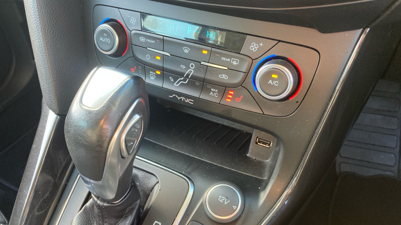 Ford Focus 1.5 EcoBoost 182 Titanium X 5dr Auto Petrol Estate